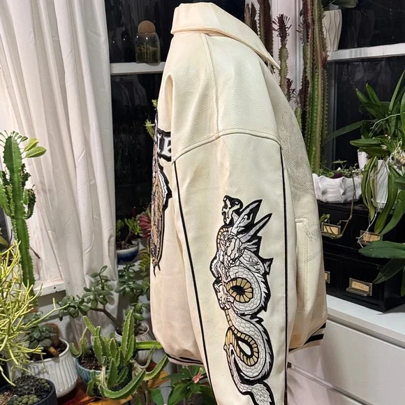Cream Bomber Jacket with Dragon Embroidery - Picture 5 of 16